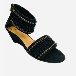 Price Firm. NWOB Kelsi Dagger Bowen Black Wedge Sandals with Metal Accents, 7.5